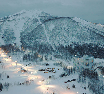 Niseko: Private Transfer to/from New Chitose Airport (Flat Rate) 4